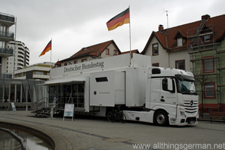 The Bundestag-Mobil on the Epinayplatz in Oberursel